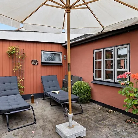 2 Bedroom Gorgeous In Otterup