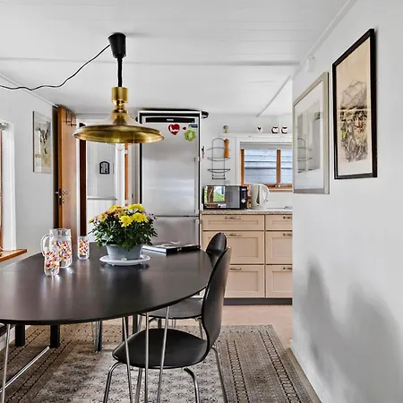 2 Bedroom Gorgeous In